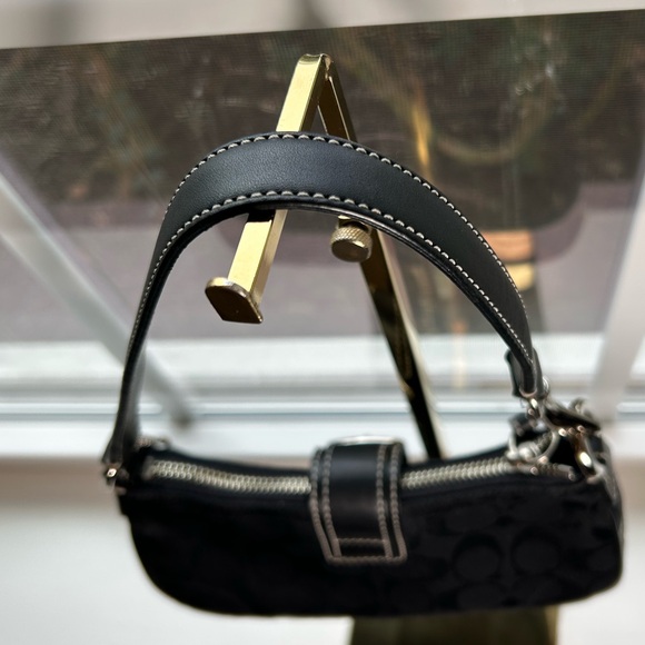 Coach Black Signature Handbag - Picture 7 of 10